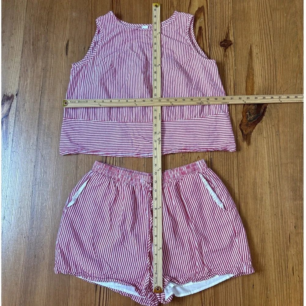Exlura Shorts Set Women Red White Striped Sleeveless Crop Top Boho SIZE Medium